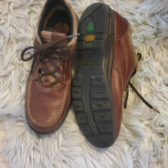 Dunham New Balance Shoes/Leather /Waterproof - Picture 2 of 4